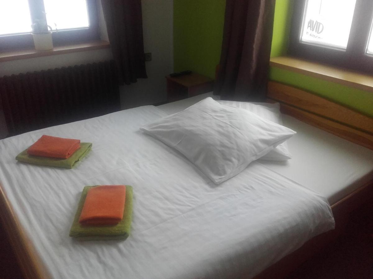 Hotel Anna Харачов Екстериор снимка