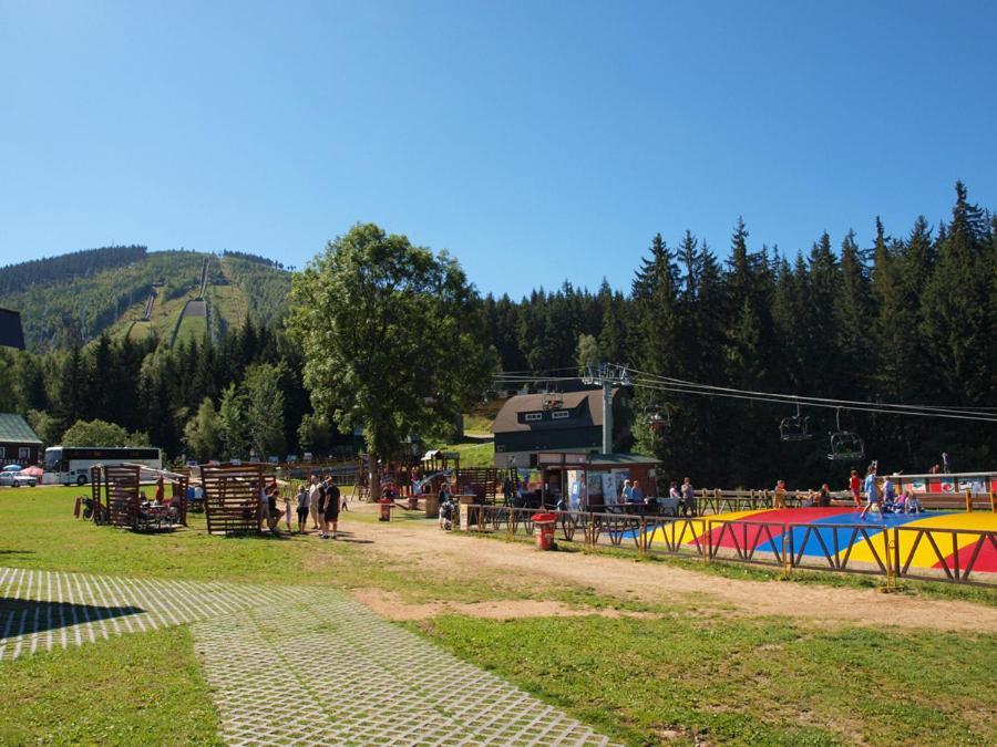 Hotel Anna Харачов Екстериор снимка