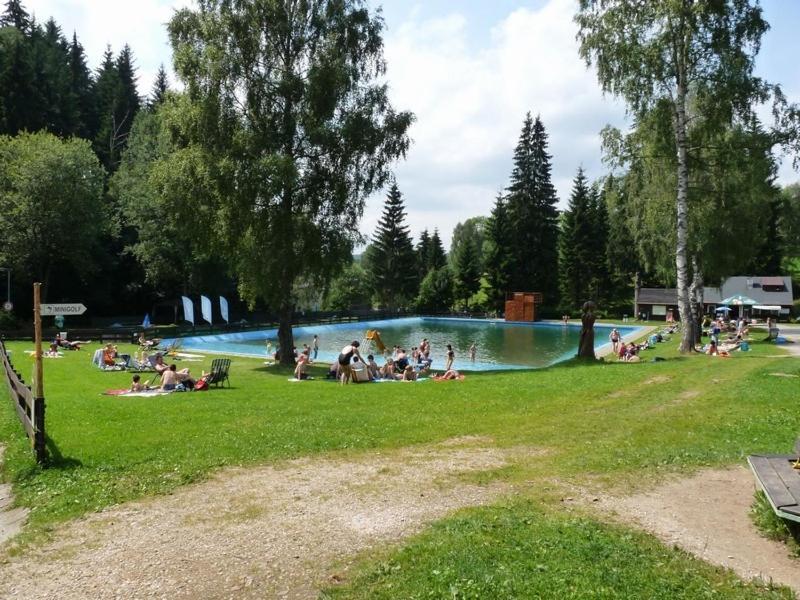 Hotel Anna Харачов Екстериор снимка