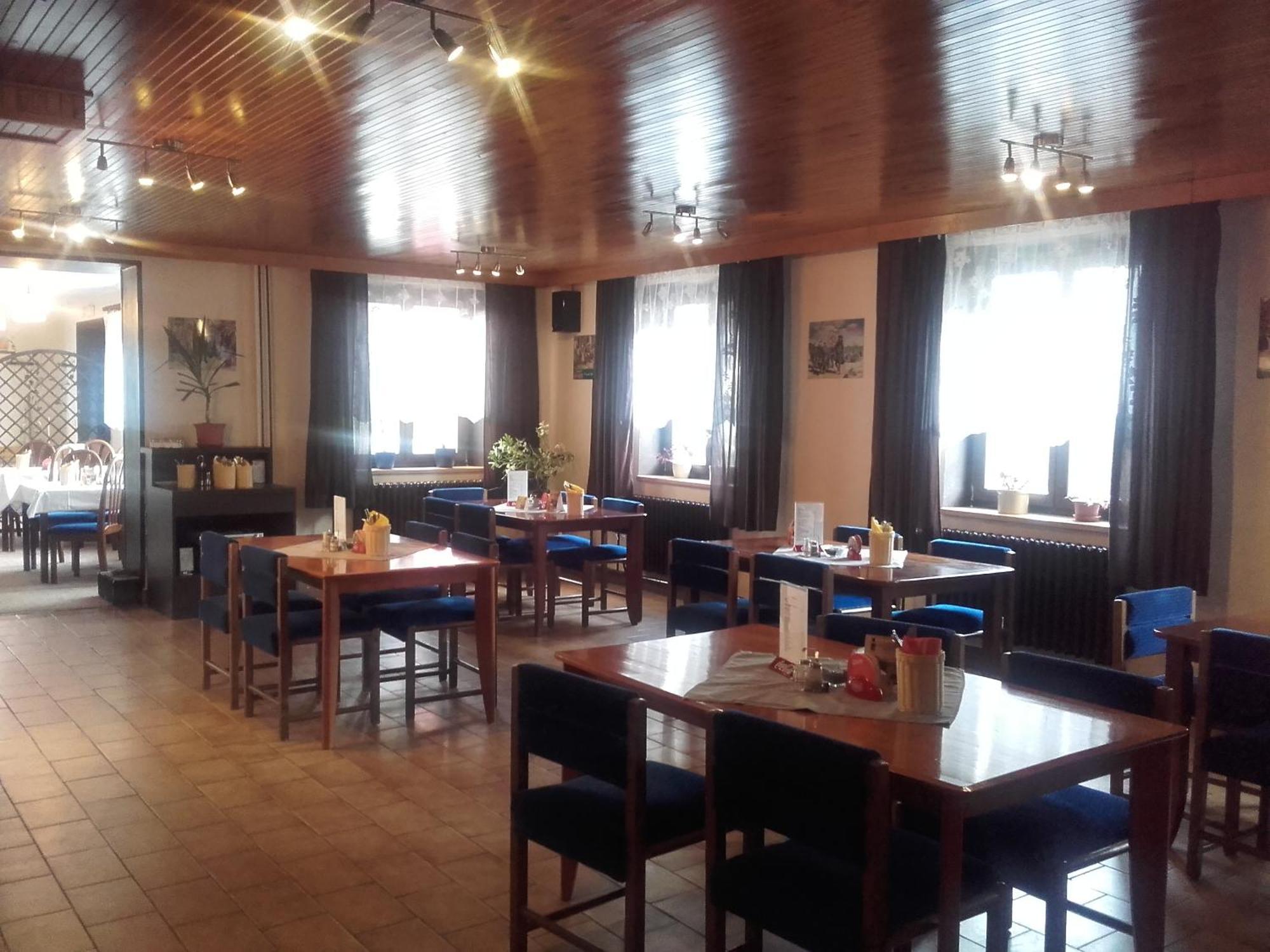Hotel Anna Харачов Екстериор снимка