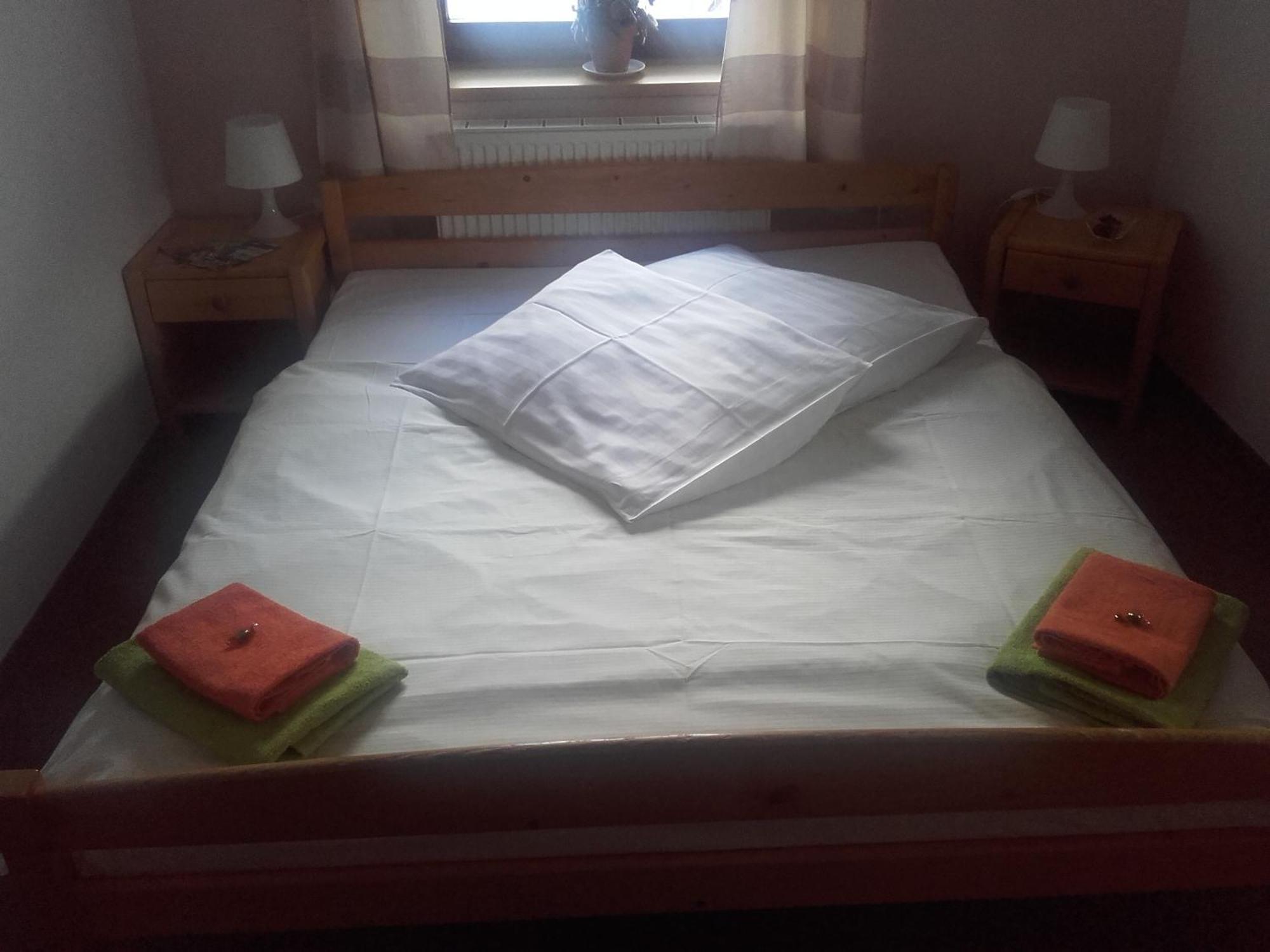 Hotel Anna Харачов Екстериор снимка